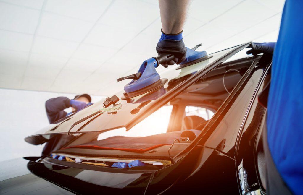 AUTO VIDRIOS LINCOLN S R L 3 - Venta y reparación de vidrios